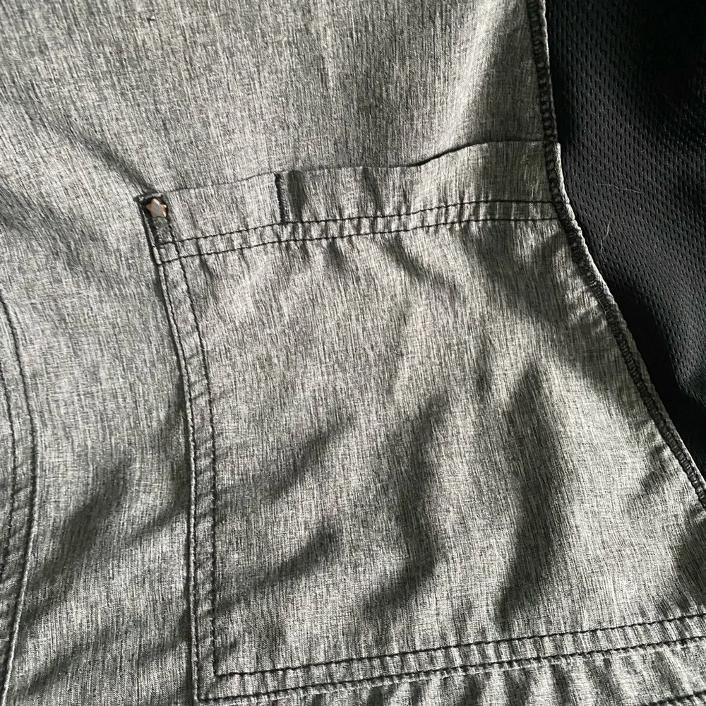 Scrubs - Picture 2 of 9